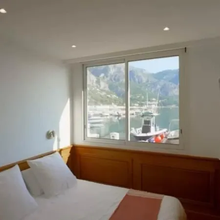 Seaside Serenity, Portside شقة