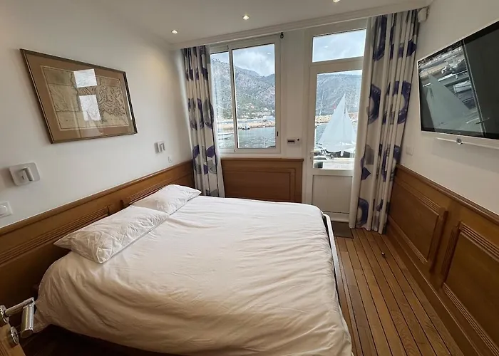 Seaside Serenity, Portside Apartamento Èze