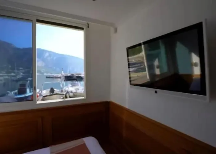 Seaside Serenity, Portside Apartamento